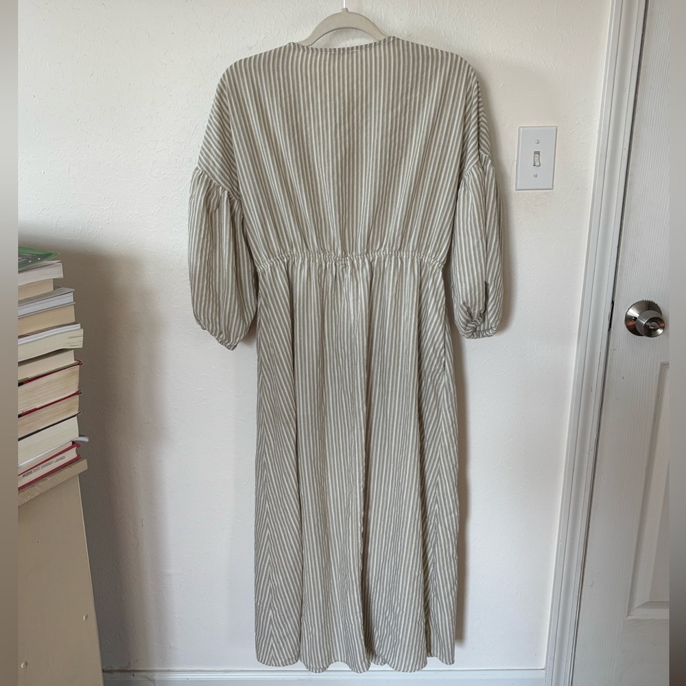 Neuflora Port Augusta Dress in Sage - Picture 2 of 7